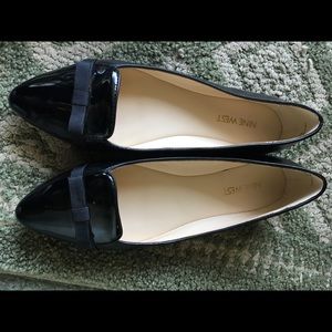 Like new Nine West flats