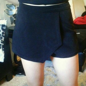 (NEW) Adorable Asymmetrical Shorts