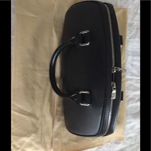 100% Authentic Louis Vuitton Handbag