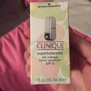 Clinique superbalanced silk makeup-barely used