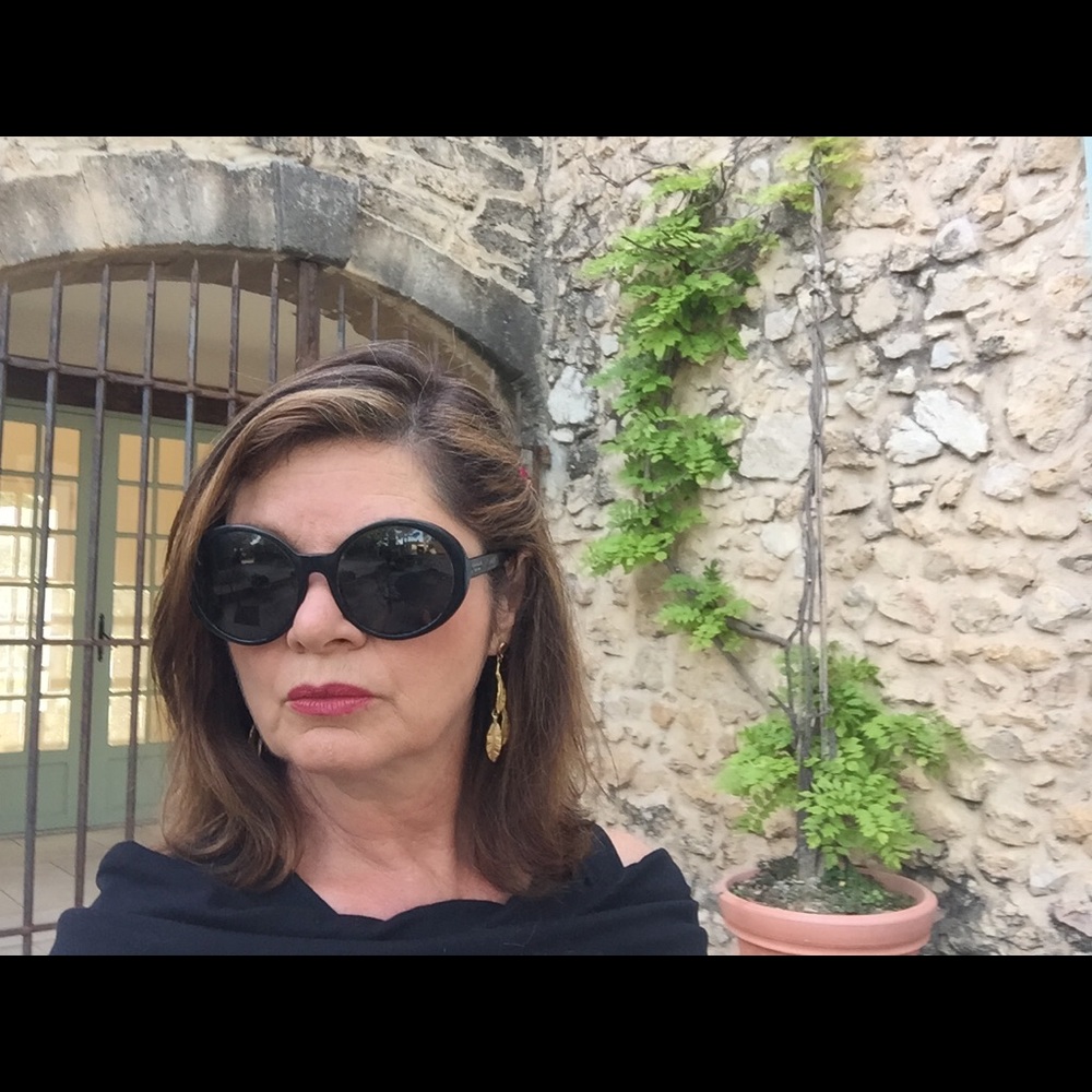 Meet your Posher, Adeline