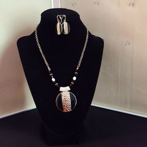 Black/Gold 16" adjustable necklace/earrings