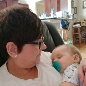 Meet your Posher, Vickie