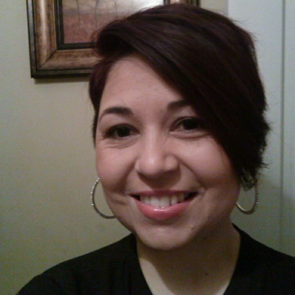 Meet your Posher, Stefanie