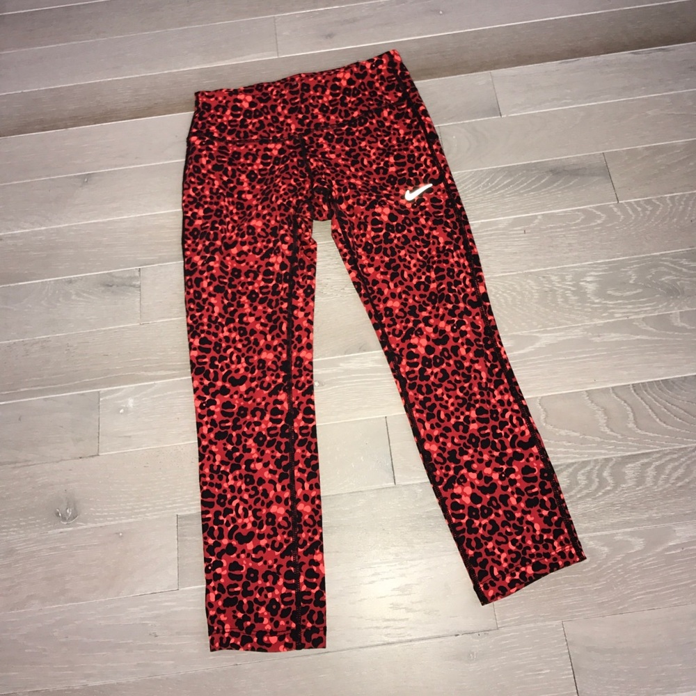 Nike workout capris