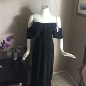 Over the shoulder Black Long Dress!