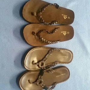 Women's flip flops sz 9