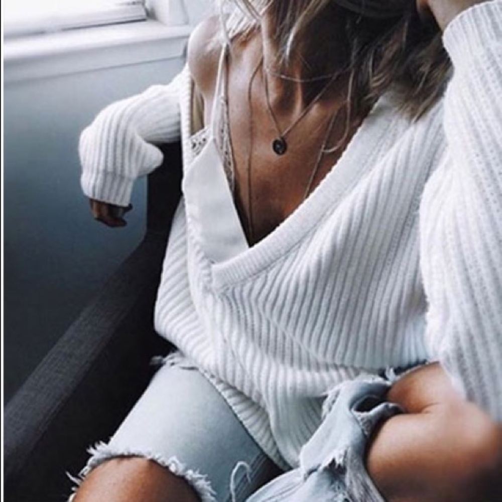 'Amanda' High Low  Sweater - Picture 3 of 7