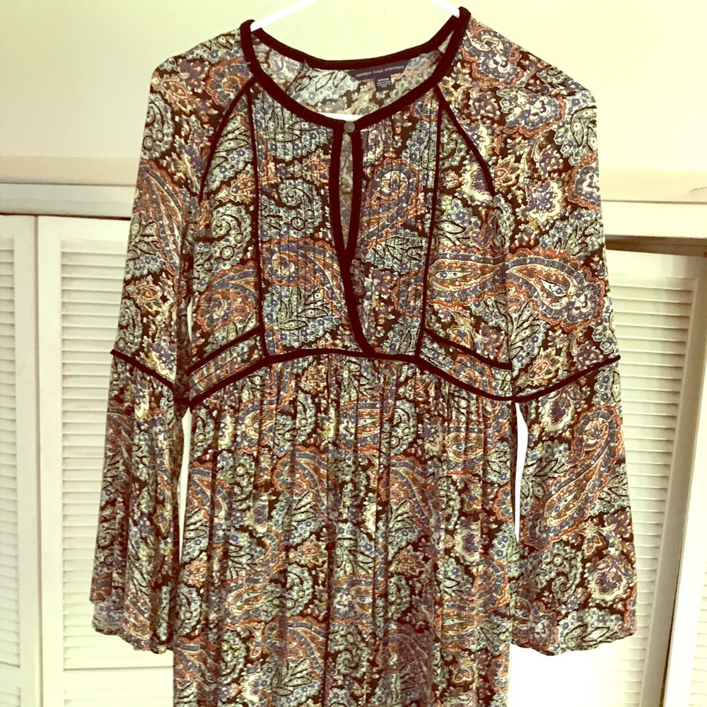 Bohemian style bell sleeve flowy dress!