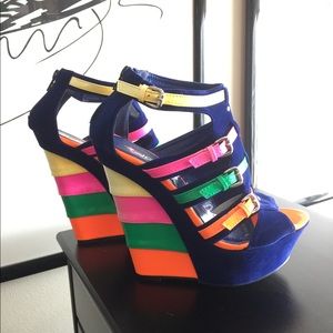 Multicolor wedges