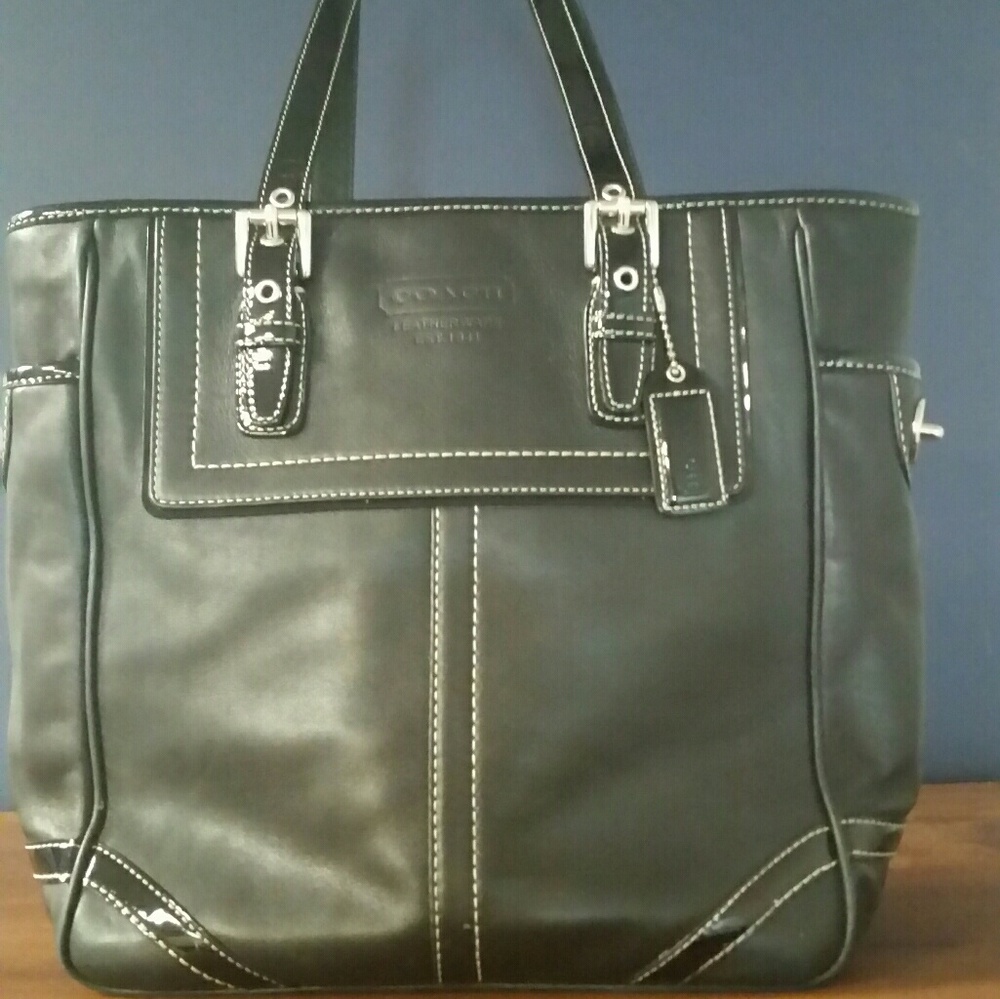 Black Authentic Coach tote