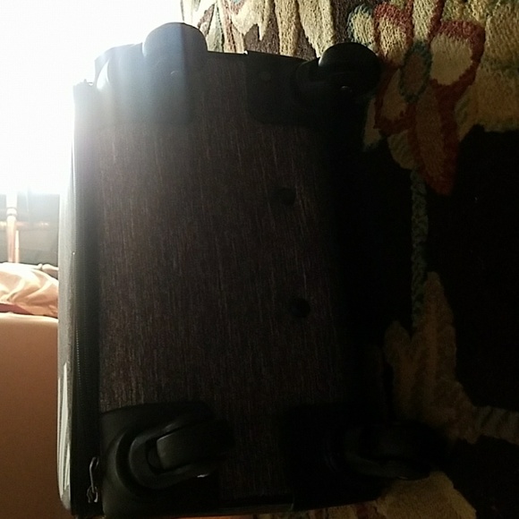 VS SUITCASE - Picture 2 of 8