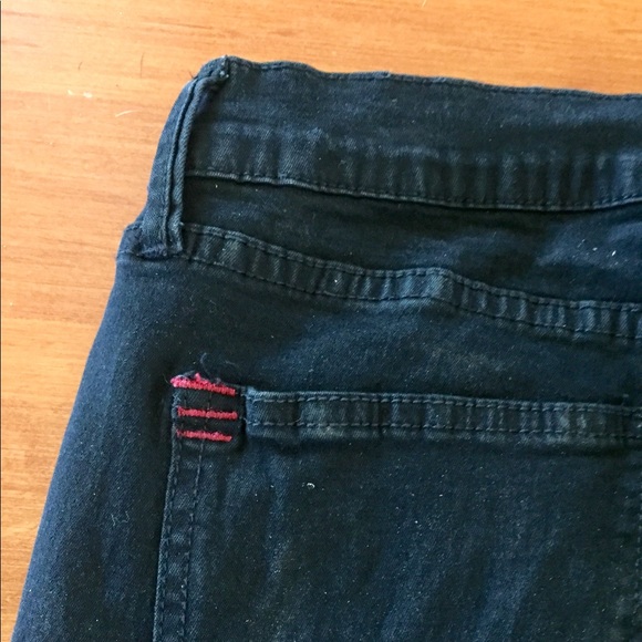 Upcycled, Hand Painted! 🌎 - Picture 3 of 4