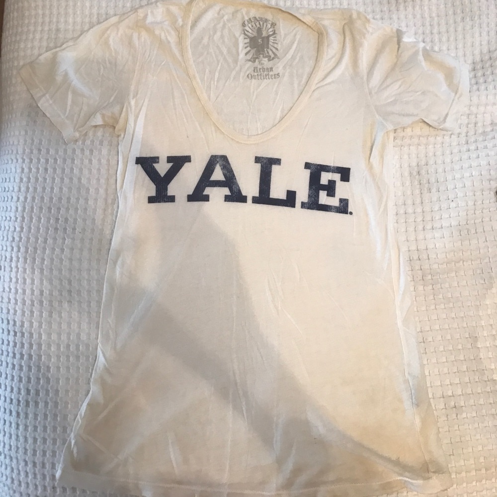 Urban outfitter YALE tee