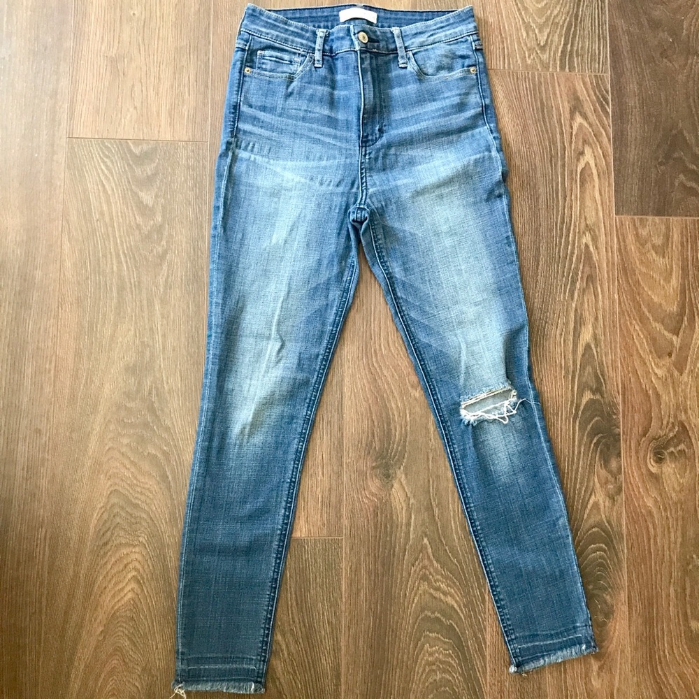 High-rise Abercrombie and Fitch skinny jeans