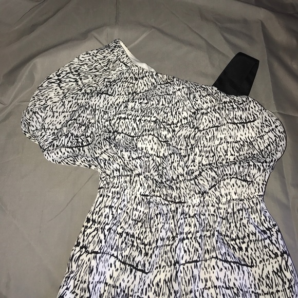 BCBG one shoulder cocktail dress. - Picture 4 of 7