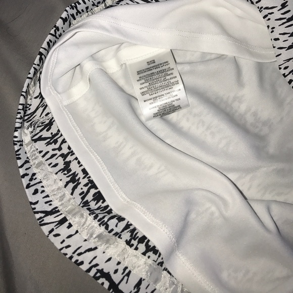 BCBG one shoulder cocktail dress. - Picture 7 of 7