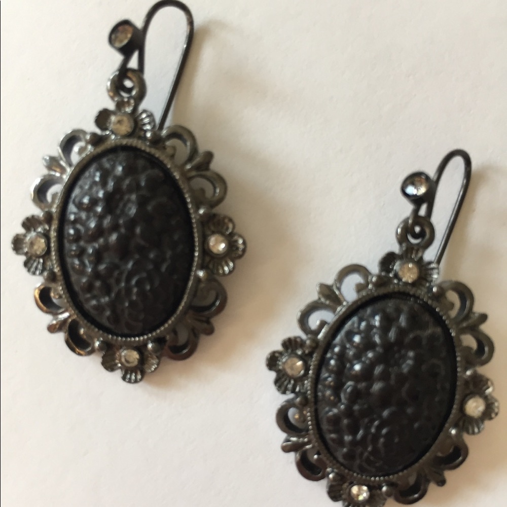 Beautiful Black Earrings