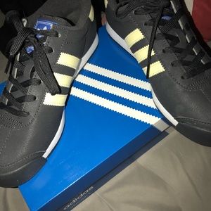 Retro adidas