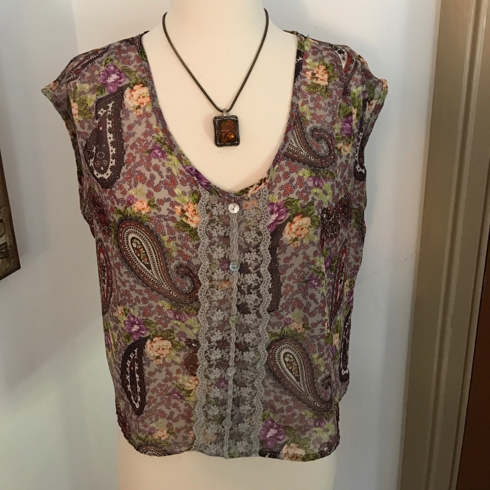 Boho paisley blouse by h.i.p. 🌸🍃