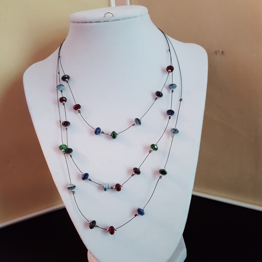 Multicolored 14" necklace