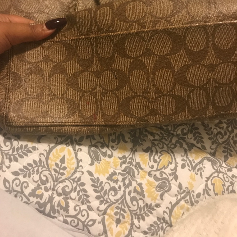 🚨Sale🚨Coach Peyton Signature Pocket Tote - Picture 7 of 8