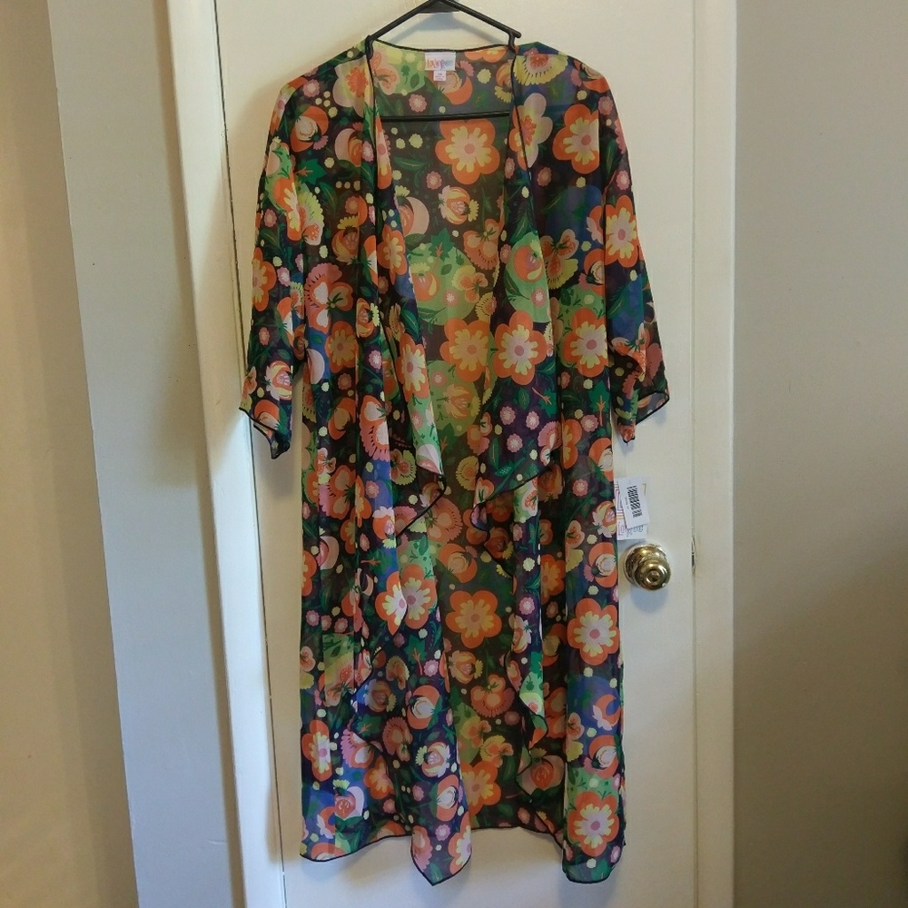 Lularoe M Shirley