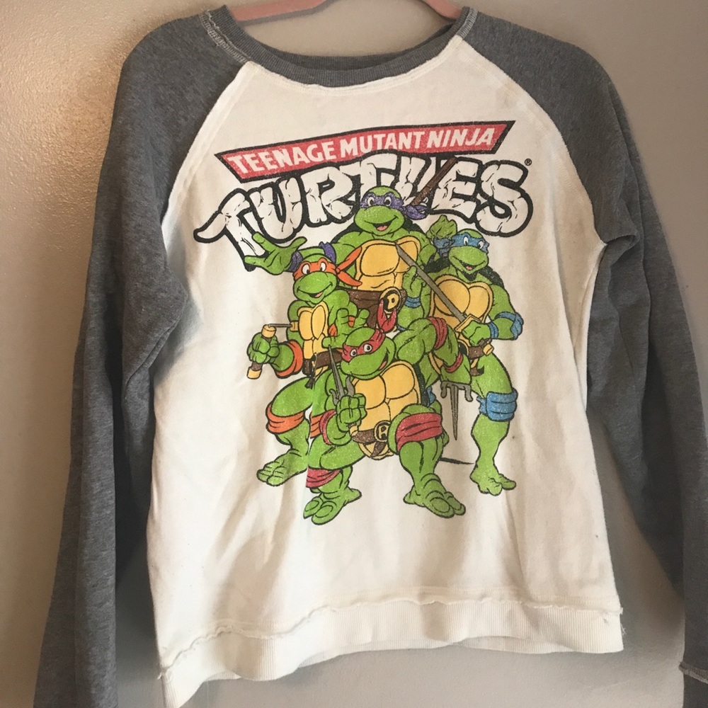 Ninja turtle baseball-style crewneck 🐢