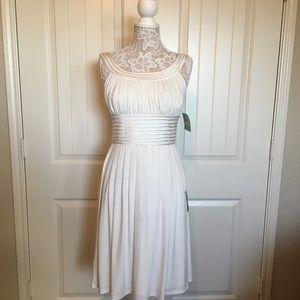 Suzi Chin by Maggy Boutique Sleeveless Ivory Dress Suzi Chin by Maggy Boutique Sleeveless Ivory Dress