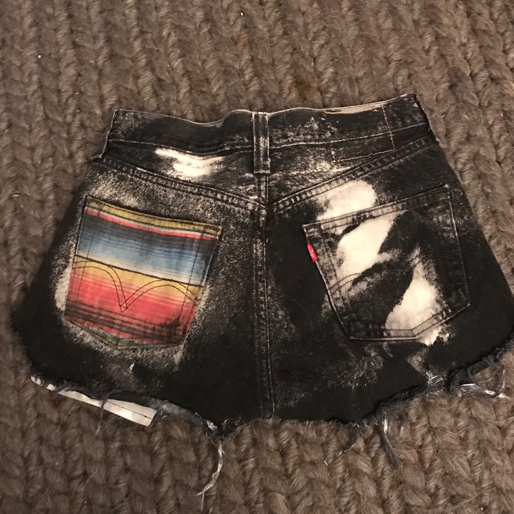The Laundry Room- vintage Levi's cutoff shorts