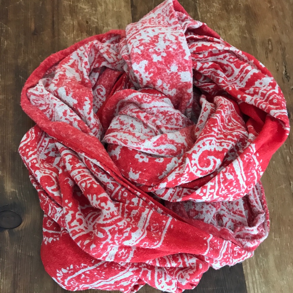 JCREW RED AND WHITE SCARF