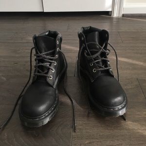 SALE!!!' Dr Martens 939 6-eye Boot SZ6. Like new!