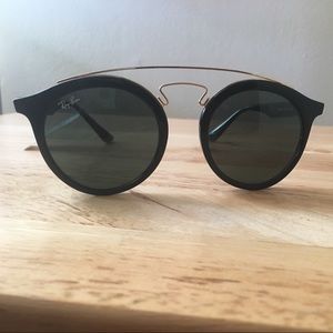 Authentic Ray-Ban unisex Brand new,Details in pics