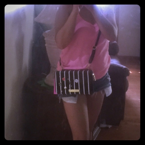 🎉LAST-1👜Betsey Johnson Cross-body bag👜💞 - Picture 2 of 8