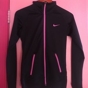 👏-Nike dry-fit sweater yay💕