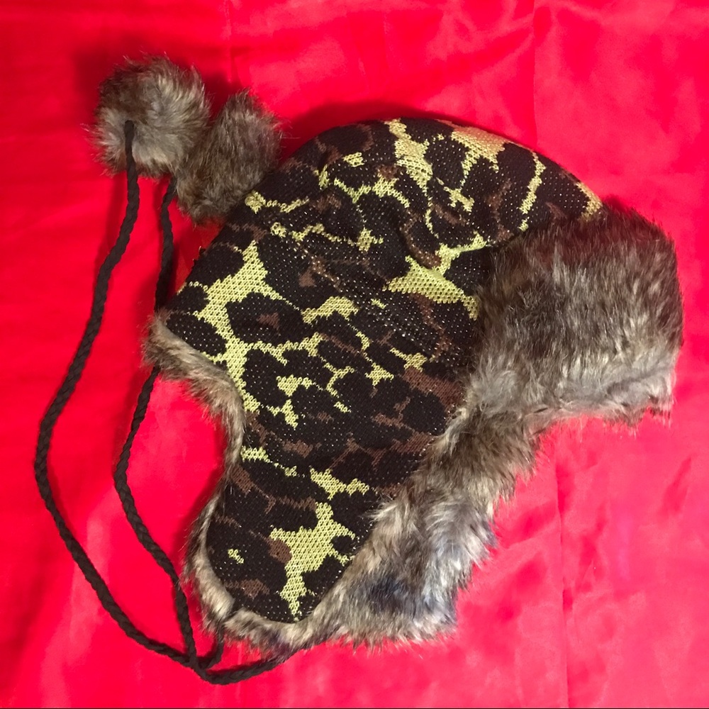 Rare Vintage Betsey Johnson Faux Fur Trapper Hat