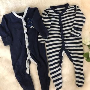 🔥HOT DEAL!🔥Bundle baby boy onesies brand M