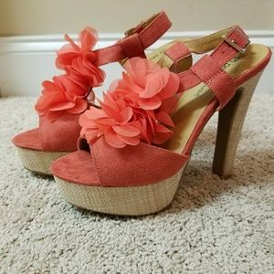 Diva Lounge - coral - platform - heels - size 7.5