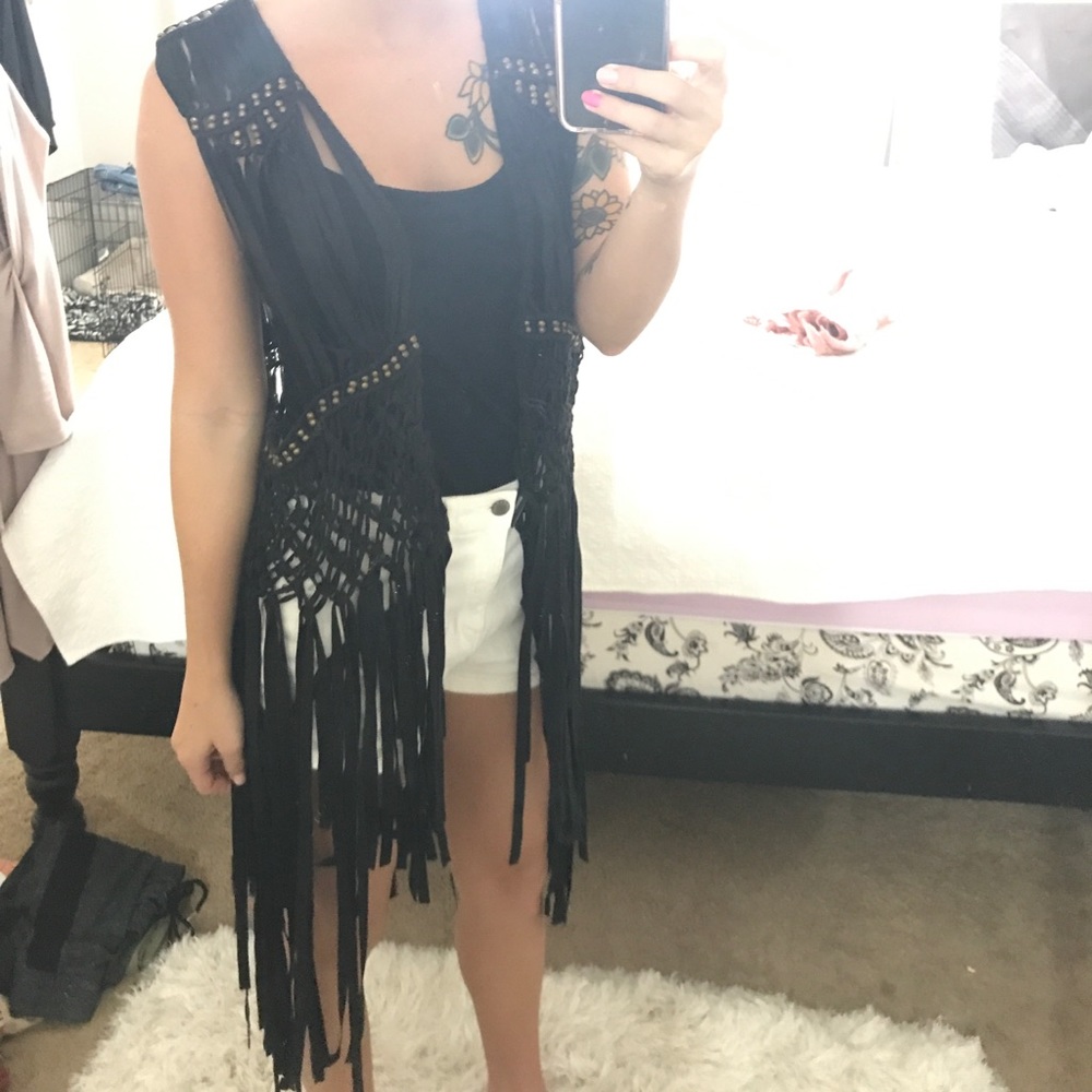 Black fringe kimono