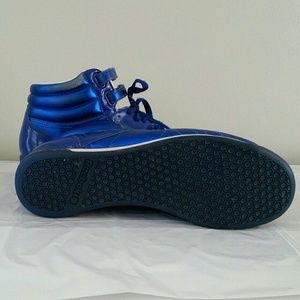 59% off Reebok Shoes Freestyle Hi Metallic Blue | Poshmark Reebok Shoes - Reebok Freestyle Hi Metallic Blue