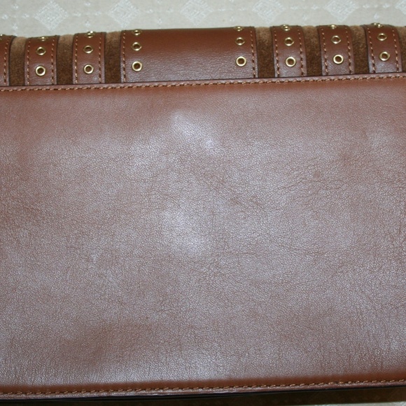 MICHAEL KORS BROOKLYN GROMMET LARGE DARK CARAMEL