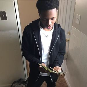 Meet your Posher, Angelo