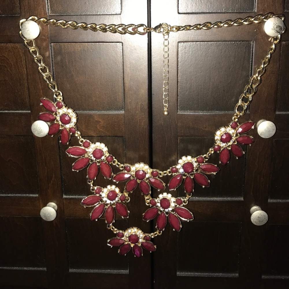 Maroon and gold necklace