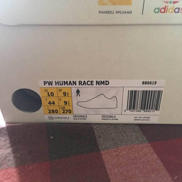 ADIDAS PW HUMAN RACE NMD PHARRELL SIZE 7.5 YELLOW BLACK  PW YELLOW HUMAN RACE NMD \