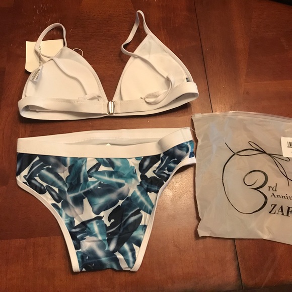 Bathing suit - Picture 2 of 2