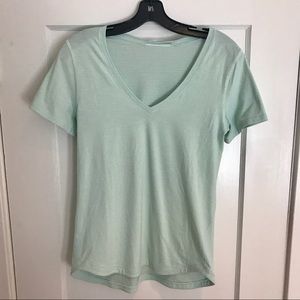 Lululemon V Neck Tee Top - gently worn