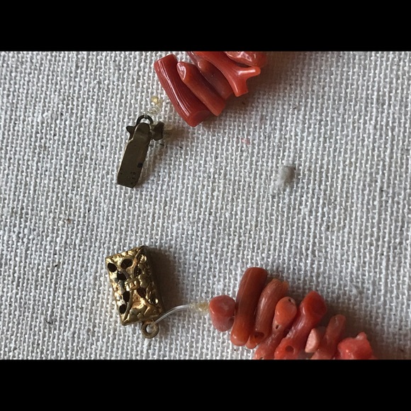VTG True Coral Branch Necklace - Picture 5 of 8