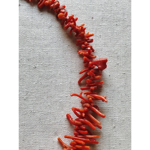 VTG True Coral Branch Necklace - Picture 6 of 8