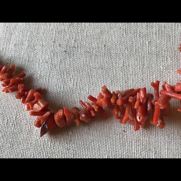VTG True Coral Branch Necklace - Picture 8 of 8