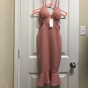 Super Cute Peach 🍑 colored dress 💕 NWT